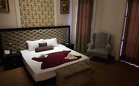 Paradise Boutique Hotel
